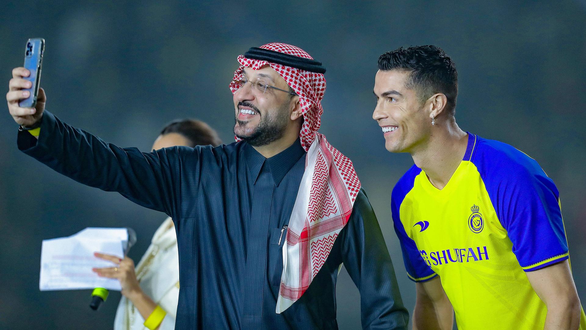 Cristiano Ronaldo bei der Präsentation seines neuen Klubs Al Nassr in Saudi-Arabien