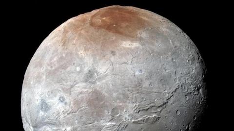 Weltraumteleskopaufnahme des Pluto-Mondes Charon