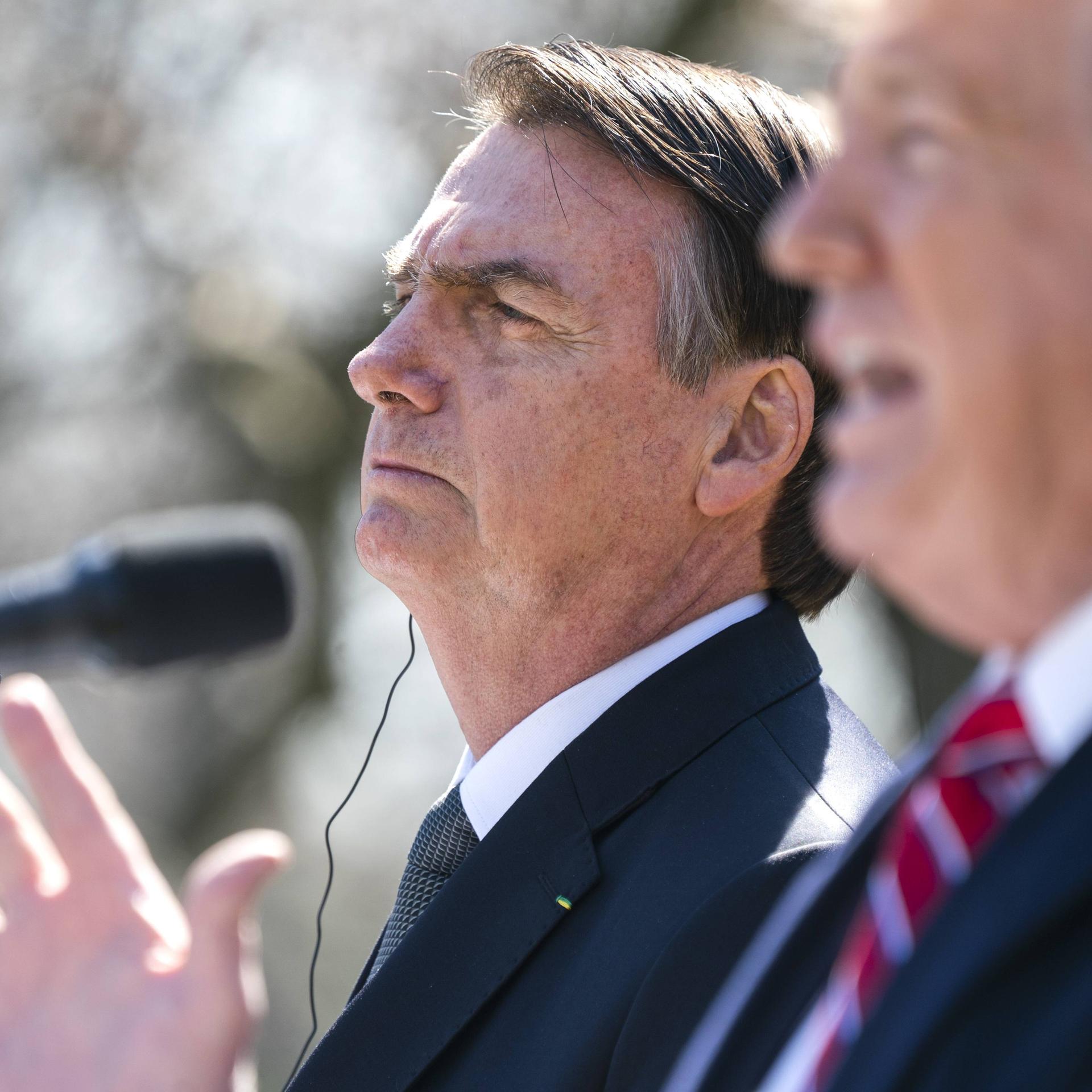 Angebliche "Hexenjagd" - Wegen Bolsonaro-Prozess: Trump verhängt Zölle von 50 Prozent gegen Brasilien - Sanktionen gegen Richter