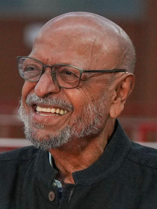 Das Foto zeigt den indischen Filmregisseur Shyam Benegal in Mumbai. 