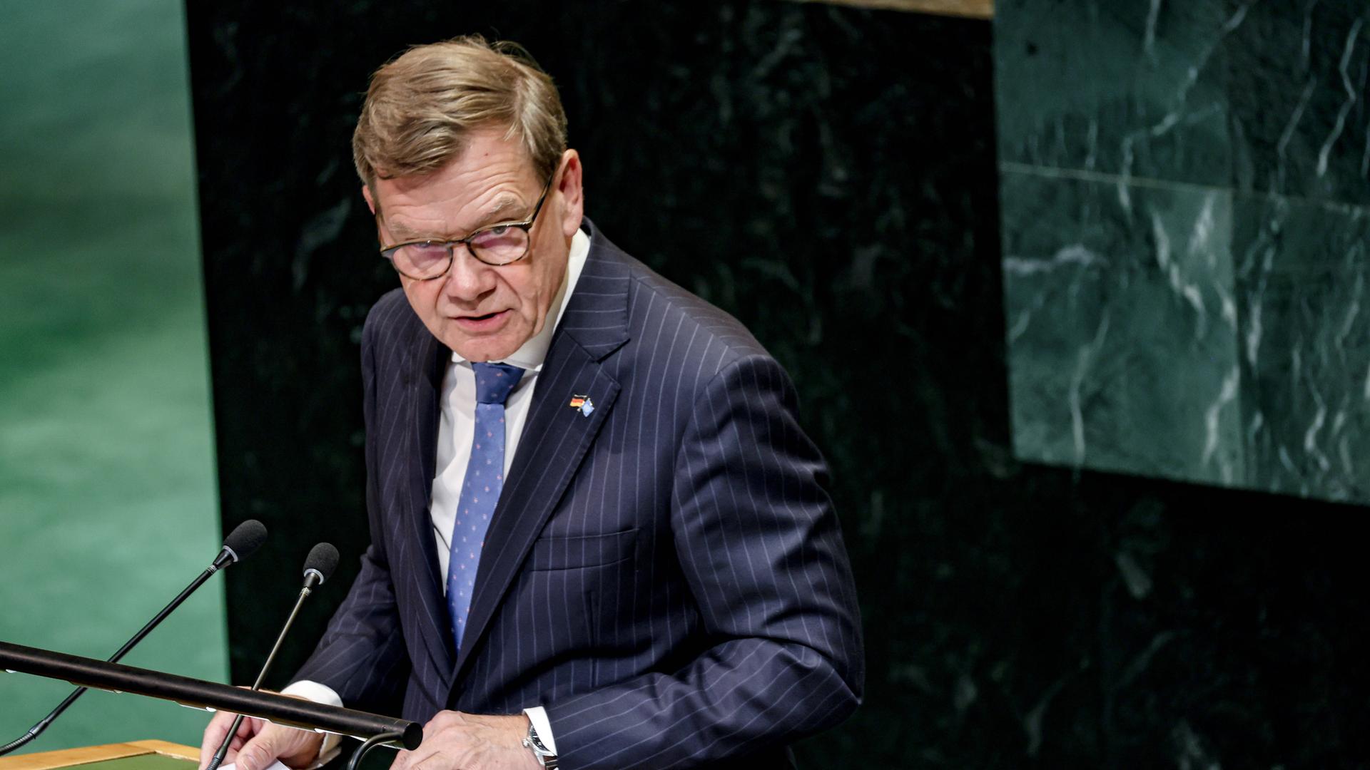 Deutschlands Bundesminister für auswärtige Angelegenheiten Johann Wadephul spricht bei der UN-Vollversammlung in New York. Deutschlands Bundesminister für auswärtige Angelegenheiten Johann Wadephul spricht bei der UN-Vollversammlung in New York.