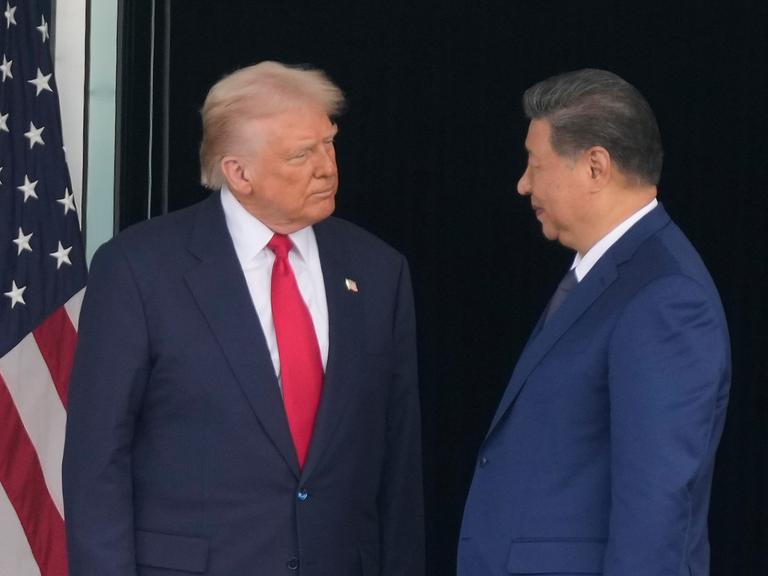 US-Präsident Trump und Chinas Staatschef Xi im südkoreanischen Busan US-Präsident Trump und Chinas Staatschef Xi im südkoreanischen Busan