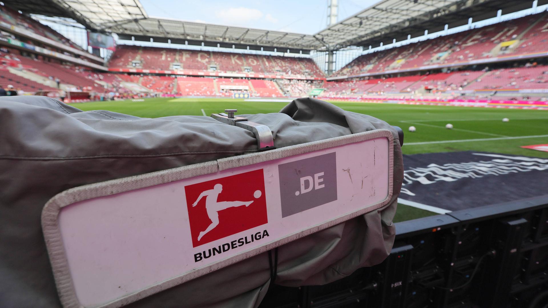 Durchschnittlich 1,1 Milliarden Euro erlöst die Deutsche Fußball Liga zwischen 2021 und 2025 durch den Verkauf der TV-Rechte.