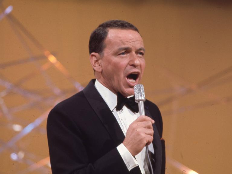 Der US-Sänger Frank Sinatra bei einem Auftritt 1968 in New York.