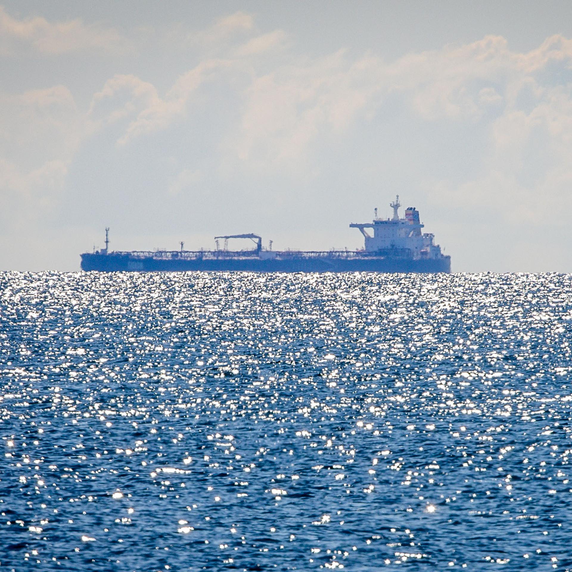 Ostsee - Grüne wollen mehr Druck auf russische Schattenflotte