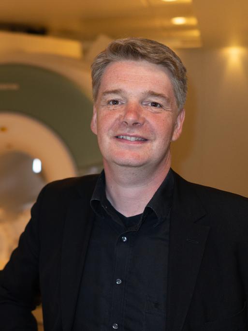 Porträt des Wissenschaftlers und Hirnforschers John-Dylan Haynes.