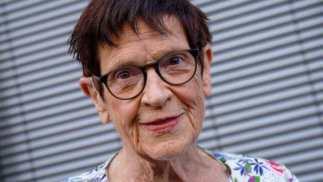 Rita Süssmuth 2024: Sie war von 1985 bis 1988 Bundesministerin für Jugend, Familie und Gesundheit und von 1988 bis 1998 Präsidentin des Deutschen Bundestages. Rita Süssmuth 2024: Sie war von 1985 bis 1988 Bundesministerin für Jugend, Familie und Gesundheit und von 1988 bis 1998 Präsidentin des Deutschen Bundestages.