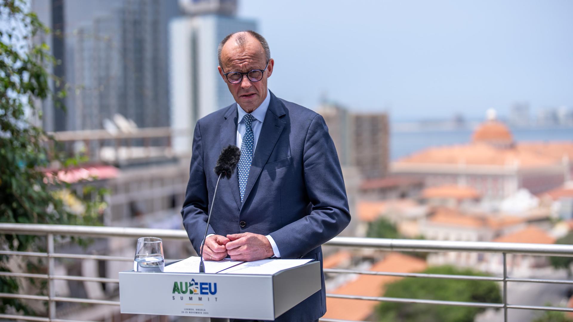 Verhandlungen über Kriegsende - Merz rechnet nicht mit Durchbruch diese Woche - 