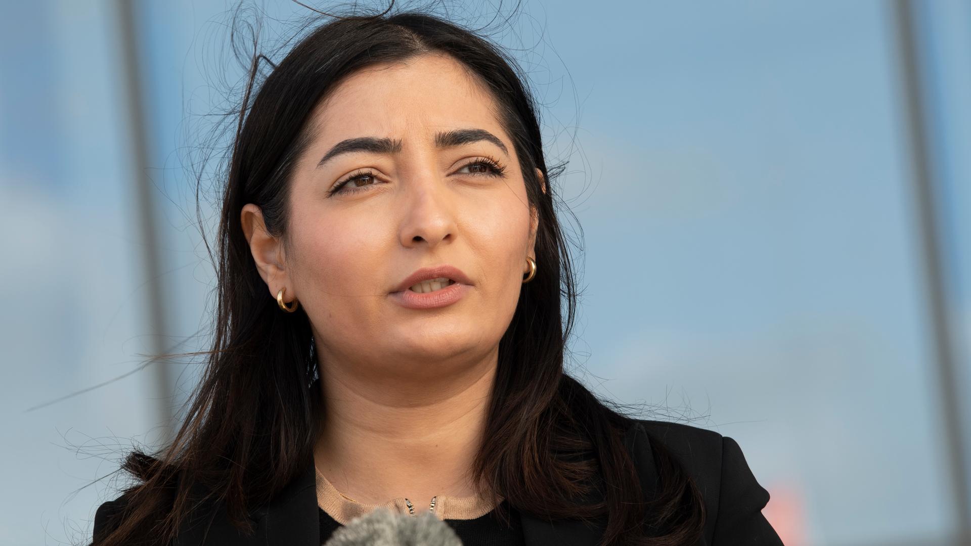Porträt von Reem Alabali-Radovan Porträt von Reem Alabali-Radovan