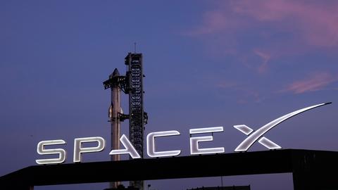Die Rakete "Starship" von SpaceX wird in Texas für einen Testflug vorbereitet. 