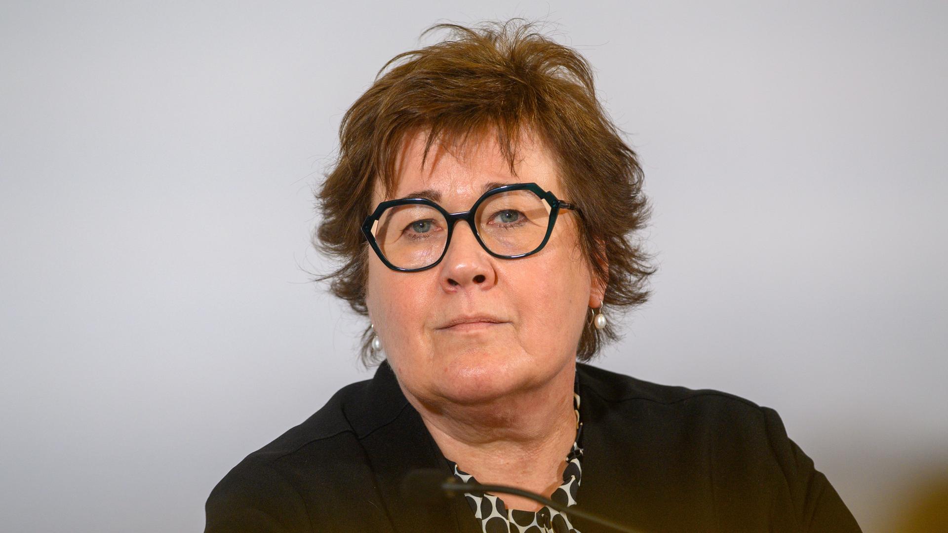Das Foto zeigt Petra Grimm-Benne (SPD), Ministerin für Arbeit, Soziales und Integration von Sachens-Anhalt Das Foto zeigt Petra Grimm-Benne (SPD), Ministerin für Arbeit, Soziales und Integration von Sachens-Anhalt