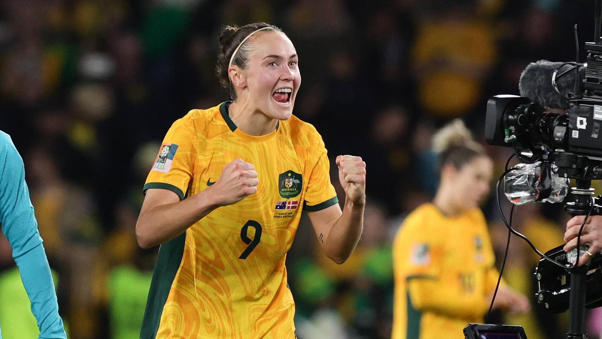 Die australische Nationalspielerin Caitlin Foord nach dem Sieg über Dänemark im Achtelfinale der Fußball-WM 2023.