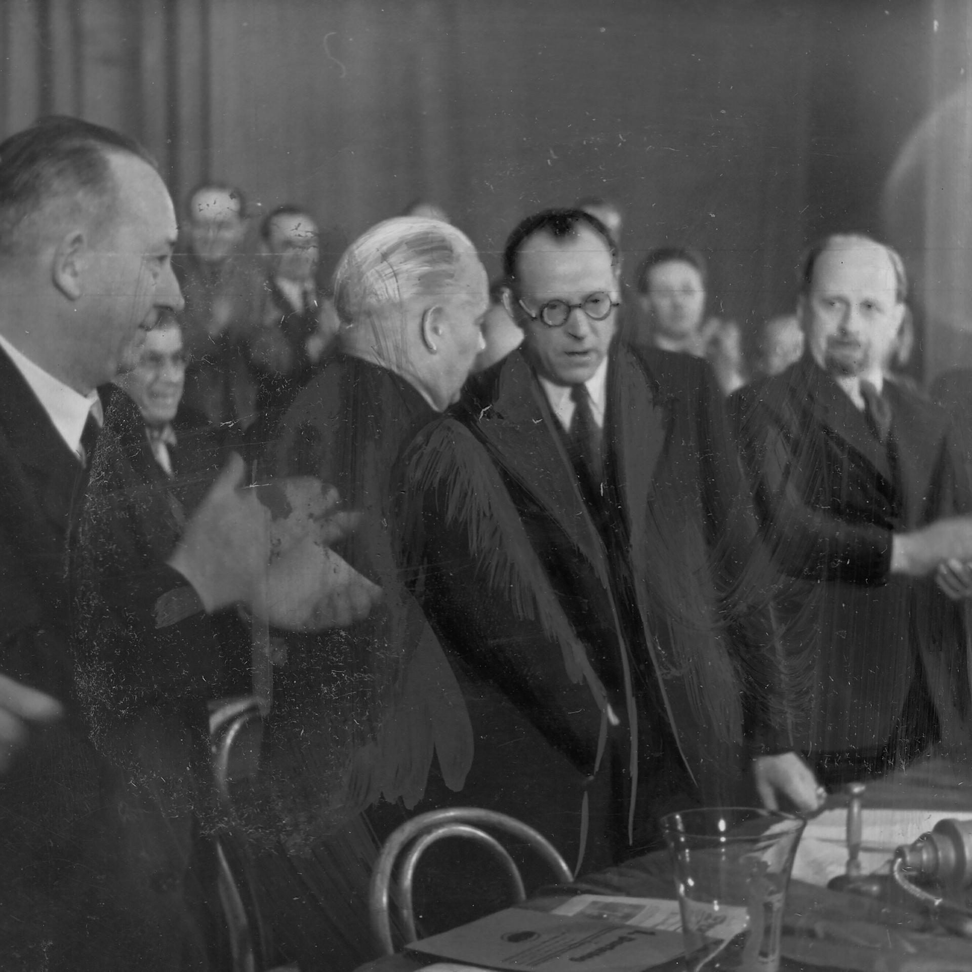 Arbeiterbewegung - Die Linke 80 Jahre nach dem Zusammenschluss von KPD und SPD