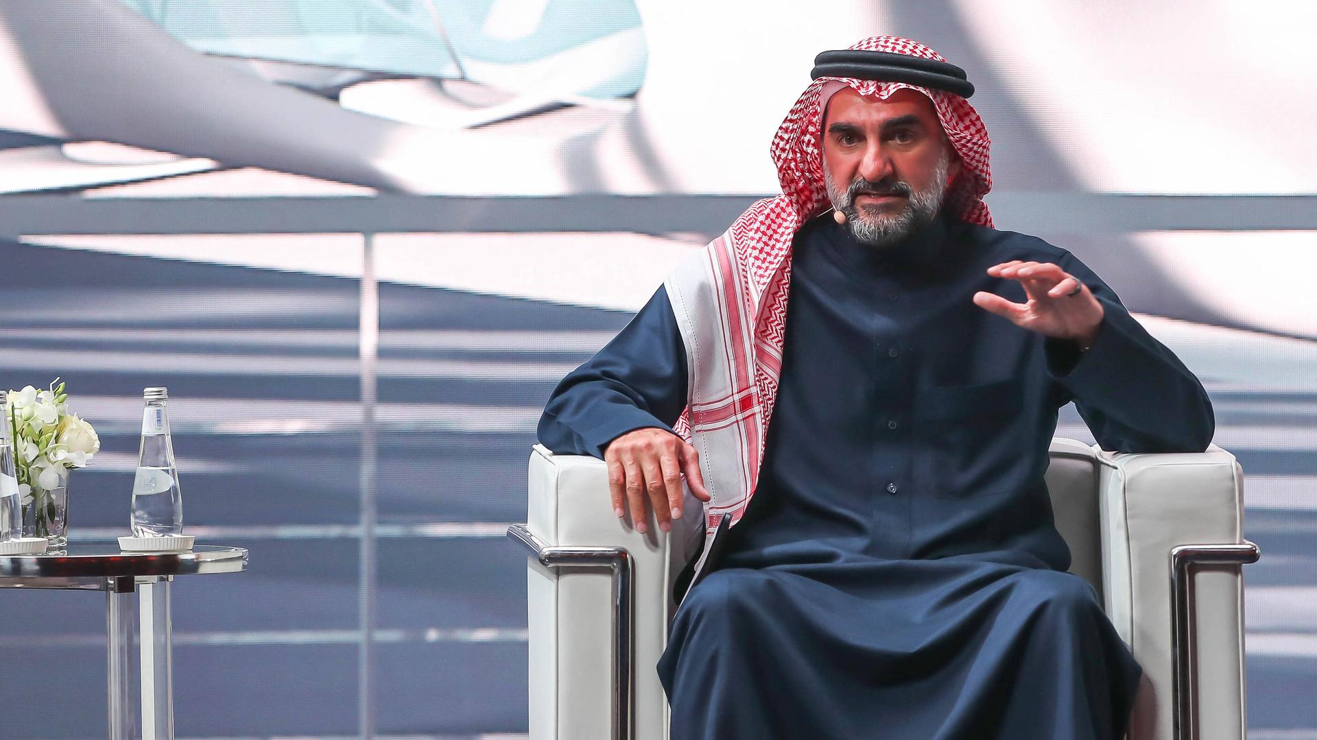Yasir Al-Rumayyan ist Präsident des Erdölgiganten Saudi Aramco, Präsident von Newcastle United und Eigentümer mehrerer saudischer Fußball-Vereine. Er ist außerdem im Vorstand des Public Investment Fund.