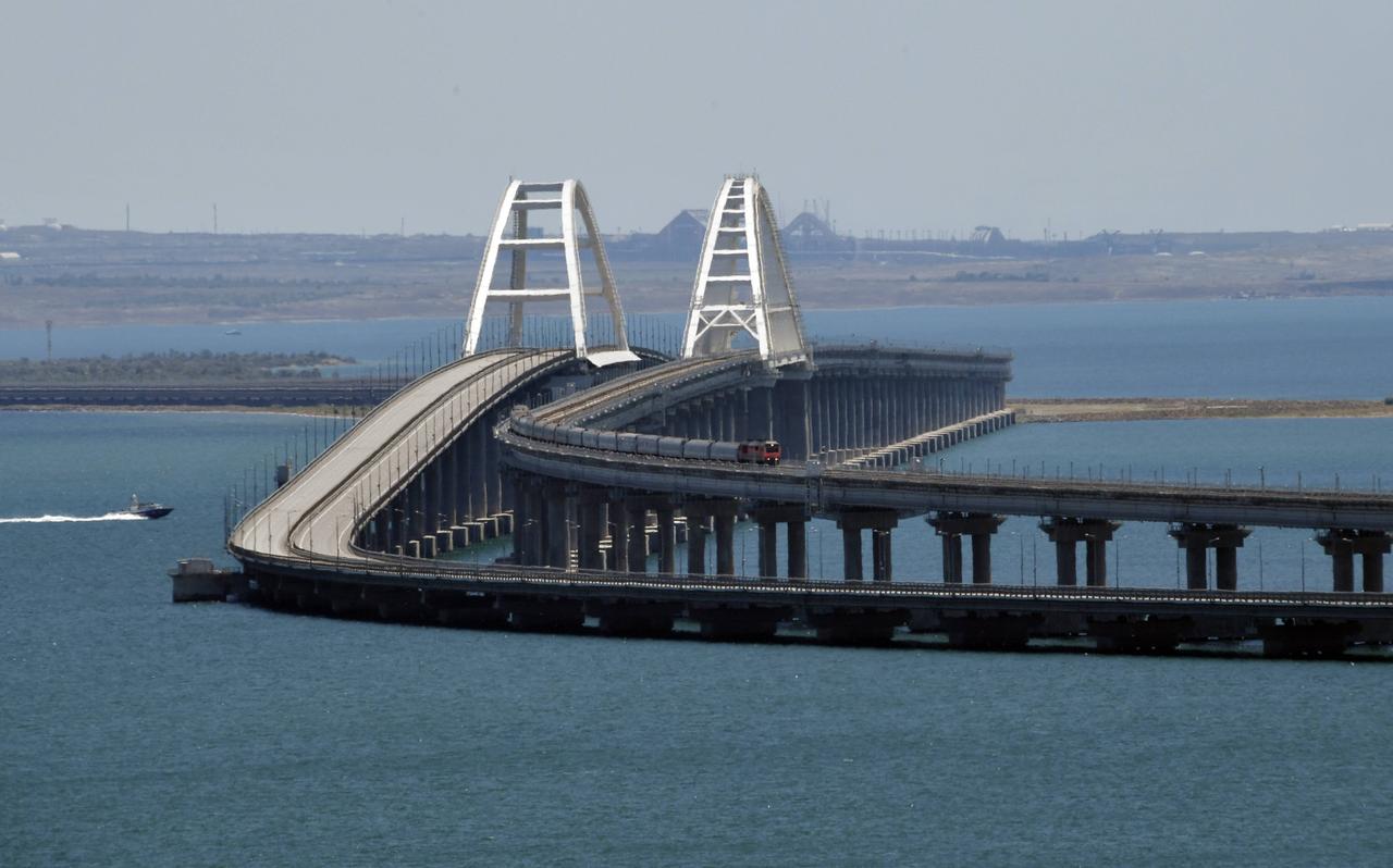 Die von Russland gebaute Brücke, die die Krim mit dem russischen Festland verbindet