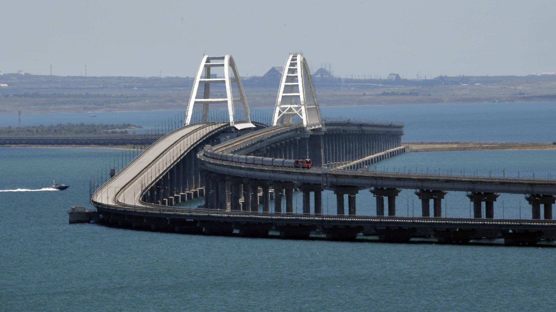 Zuletzt war die von Russland gebaute Brücke, die die Krim mit dem russischen Festland verbindet, Ziel eines Angriffs. 
