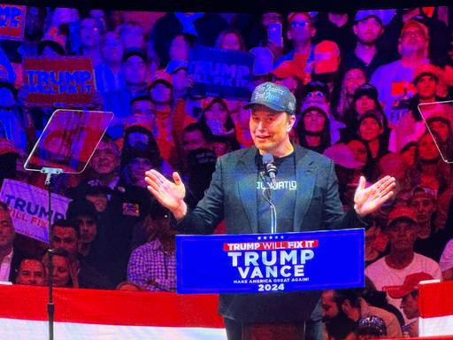 X-Chef Elon Musk bei einer Trump-Wahlveranstaltung im Madison Square Garden