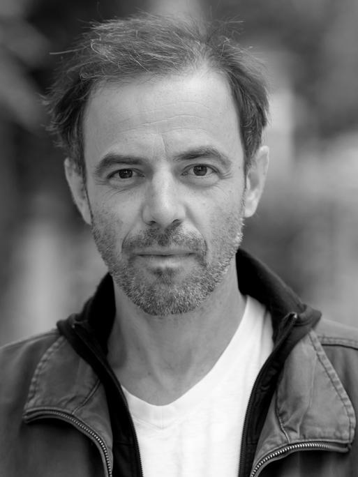 Der Schauspieler Felix Eitner, aufgenommen am Rande zu den Dreharbeiten für den Film "Elser".