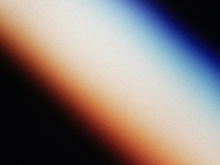 Lichterscheinungen in großen Dimensionen