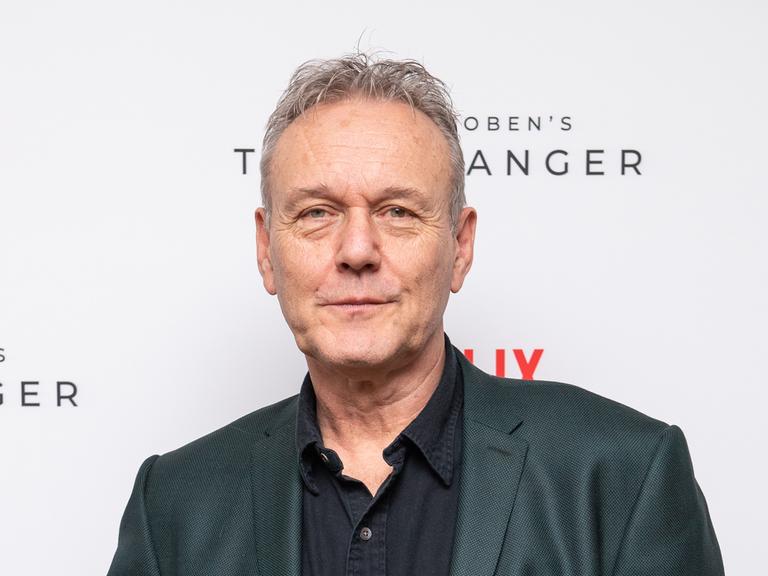Der verstorbene Schauspieler Anthony Head - hier bei der Vorführung von The Stranger - Netflix Original Press Screening. 
