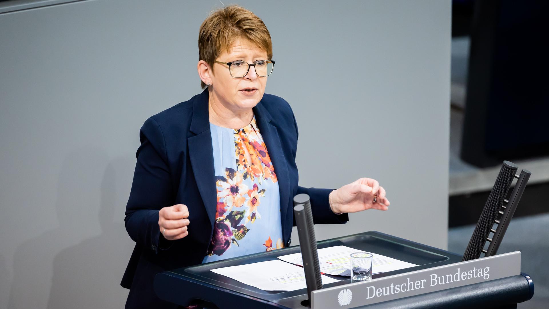 Tanja Machalet, entenpolitische Sprecherin der SPD, bei einer Rede im Bundestag