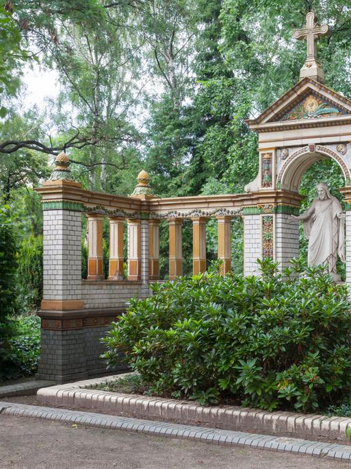 Grab von Friedrich Hoffmann, Dorotheenstädtischer Friedhof, Berlin.