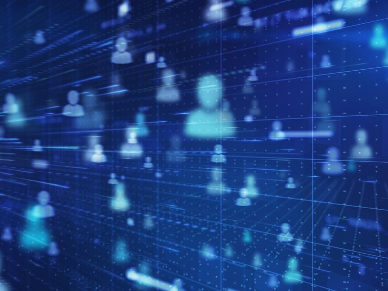 Eine Grafik zeigt Personenicons die in einem Datenstrom verbunden sind und im digitalen Raum verteilt schweben.