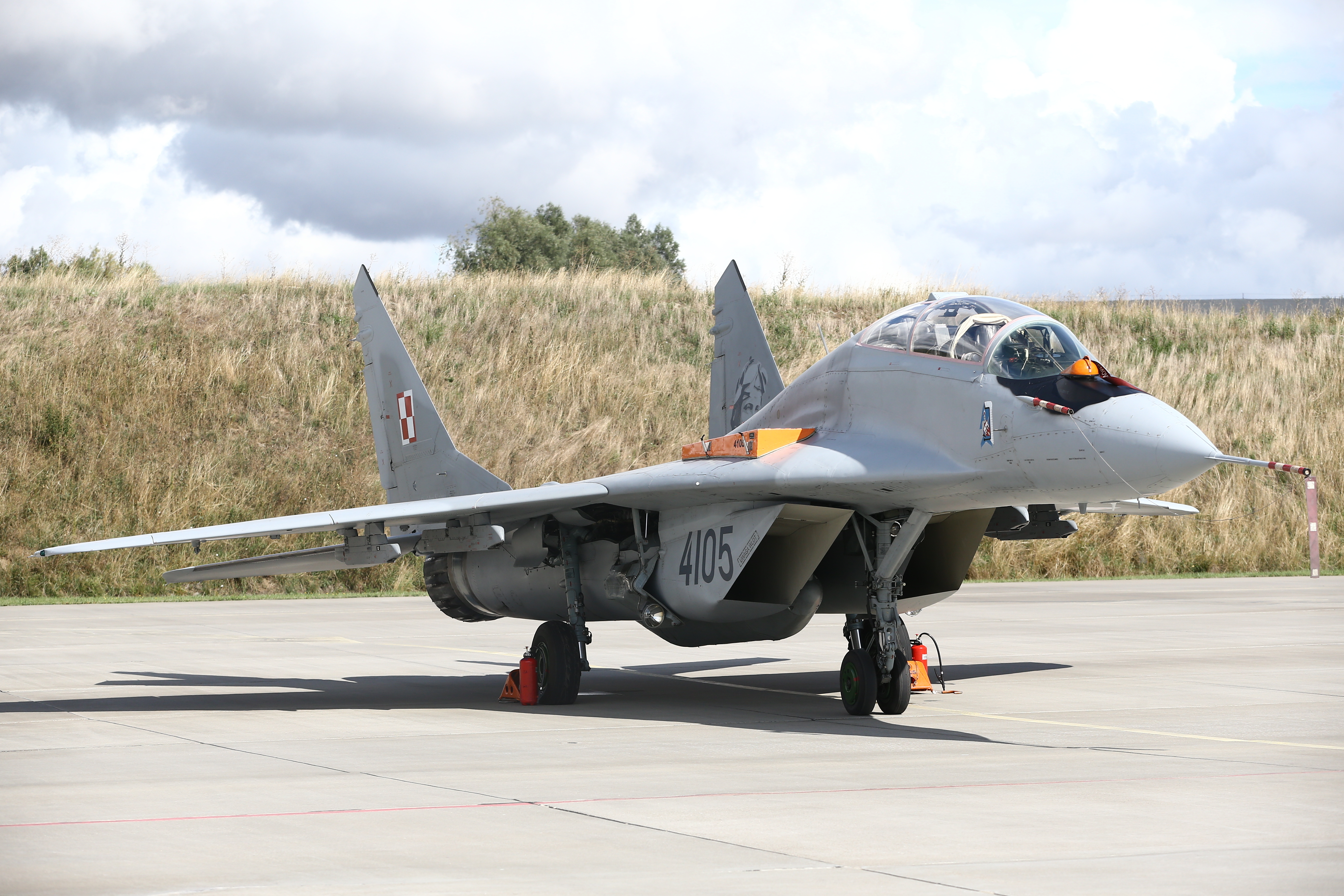 Krieg gegen die Ukraine - Deutschland genehmigt polnische Kampfjet