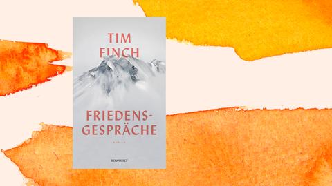 Das Buchcover zeigt den Autorennamen und Buchtitel in roter Schrift, dazwischen ist eine gezeichnete Bergkette zu sehen. Hinter dem Buchcover sind orangene Farbflecke.
