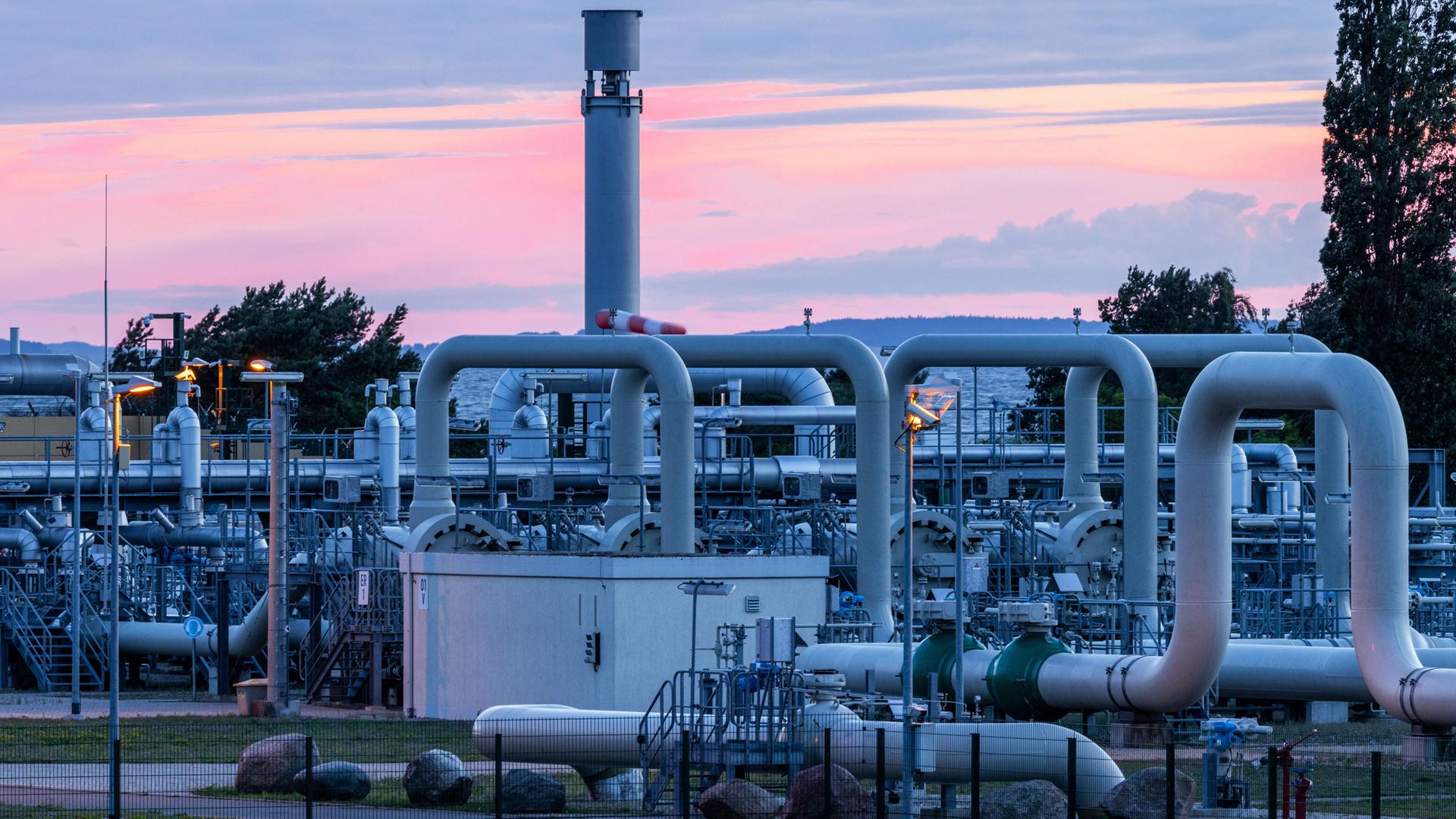 Rohrsysteme und Absperrvorrichtungen in der Gasempfangsstation der Ostseepipeline Nord Stream 1 und der Übernahmestation der Ferngasleitung OPAL (Ostsee-Pipeline-Anbindungsleitung) im Lubmin.