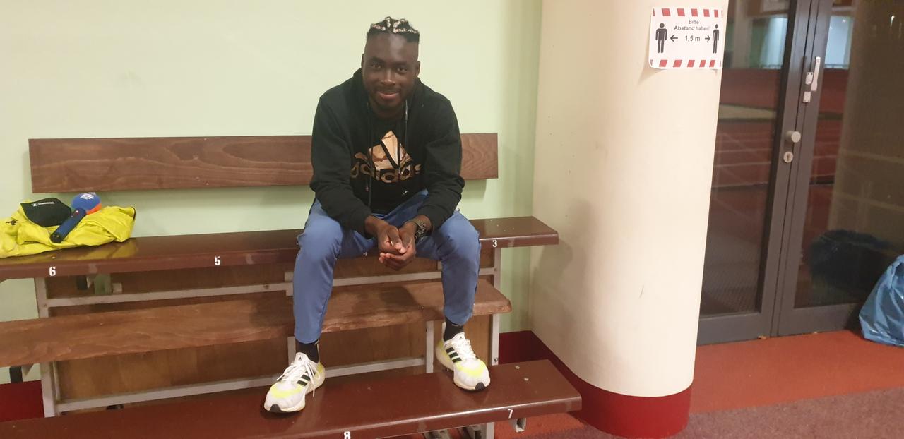 Der Sprinter James Adebola vom SC Charlottenburg