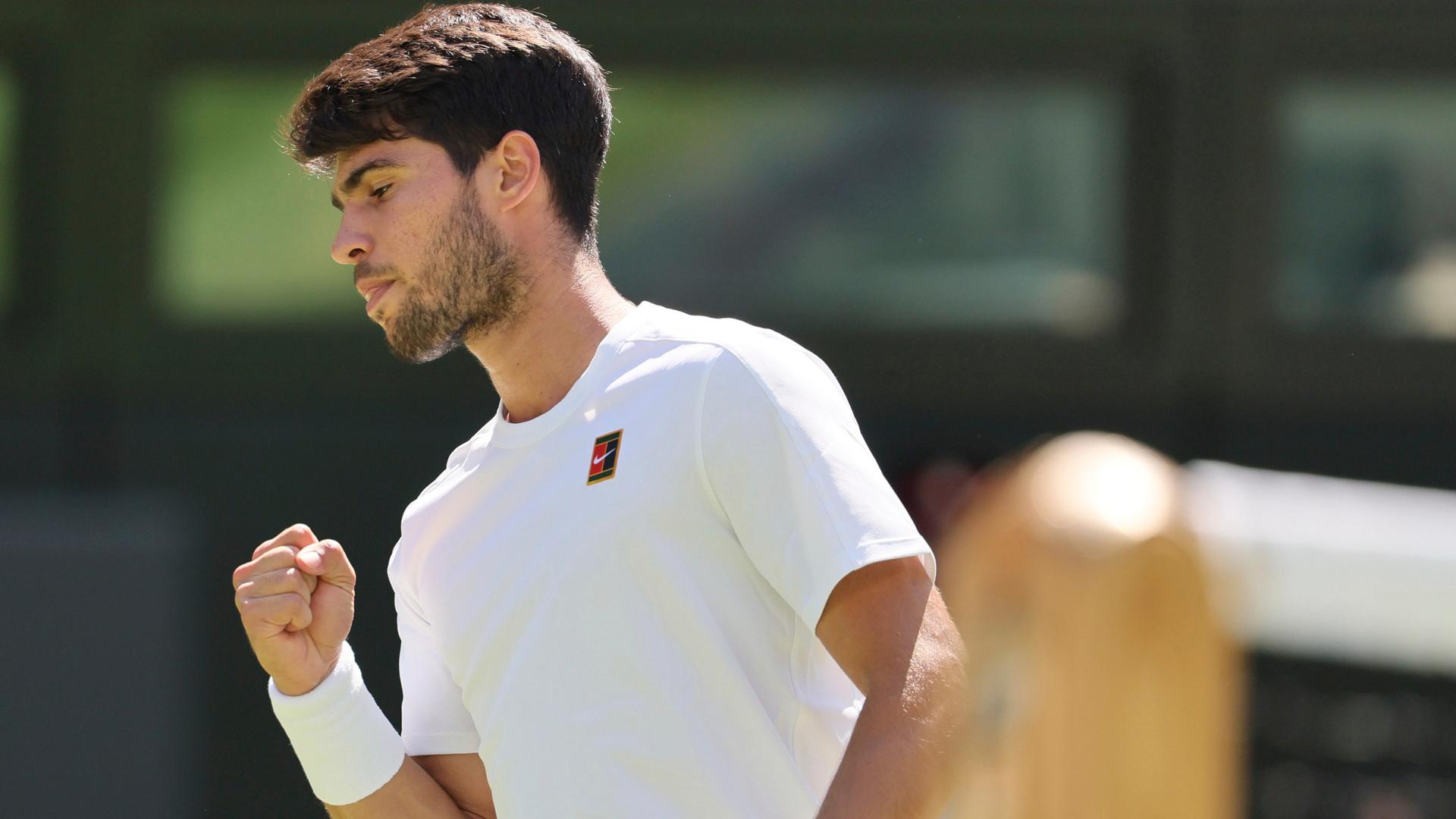 Der Spanier Carlos Alcaraz steht zum dritten Mal im Finale von Wimbledon. 