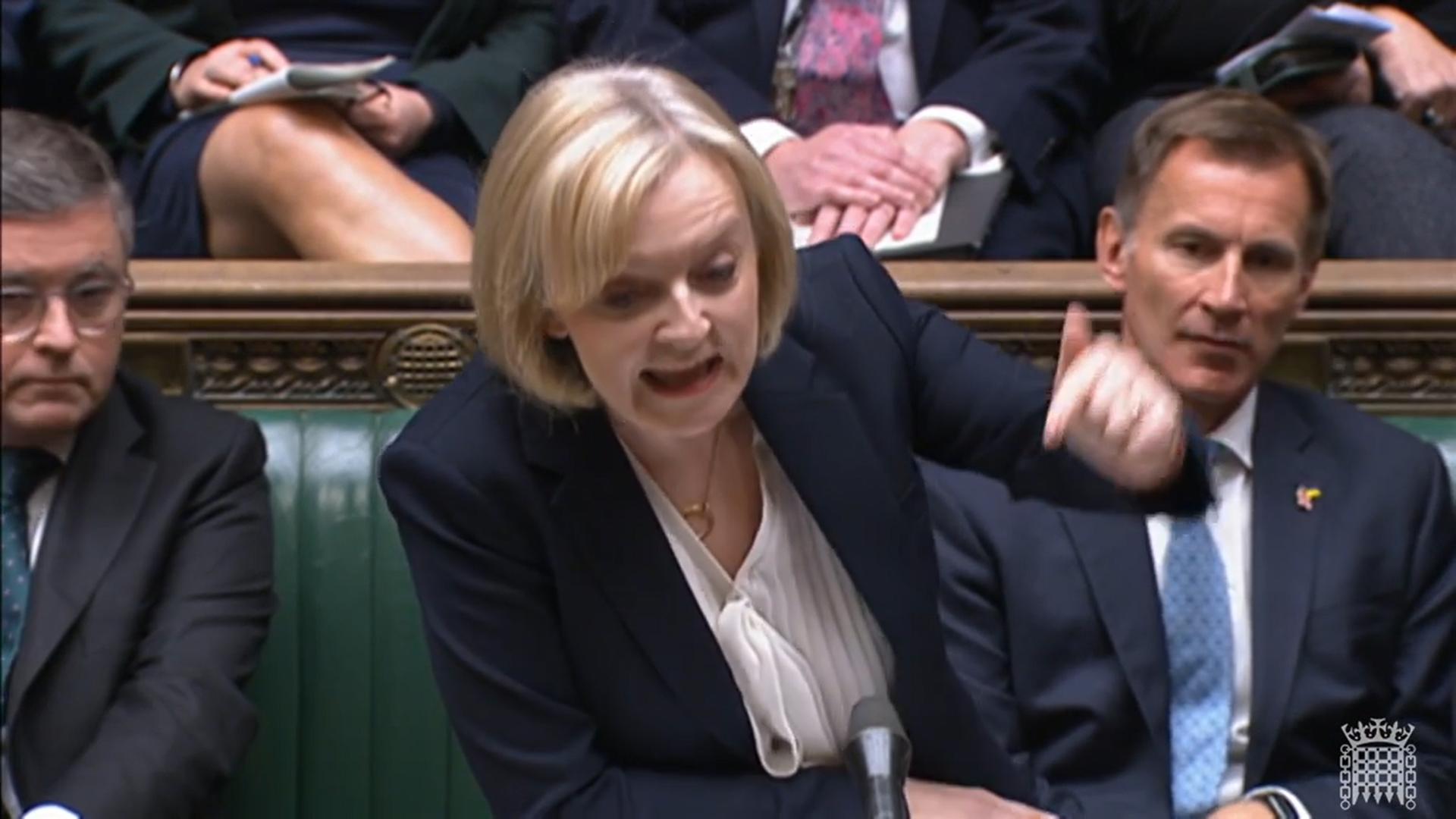  Premierministerin Liz Truss spricht im britischen Unterhaus