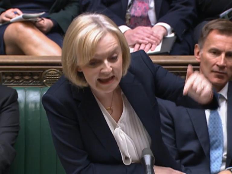  Premierministerin Liz Truss spricht im britischen Unterhaus