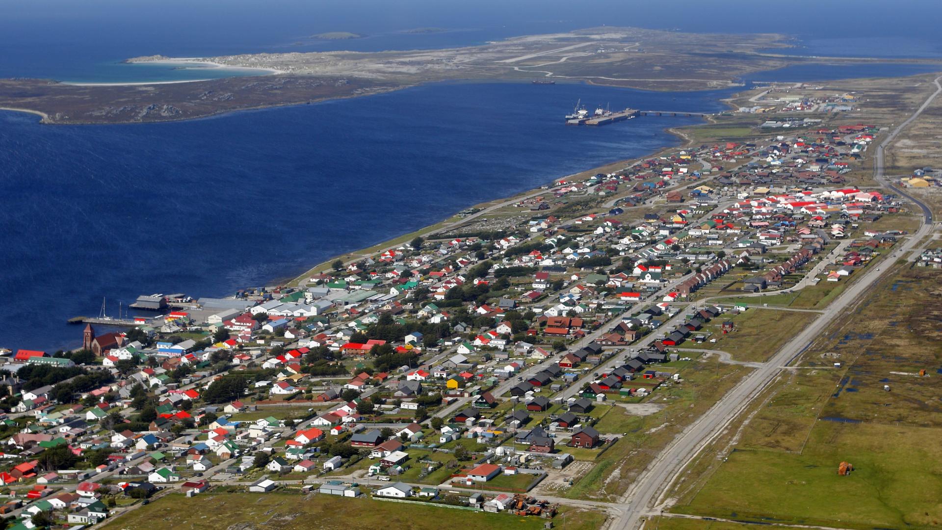 Großbritannien - Außenminister Cameron lehnt Verhandlungen über die Falklandinseln ab