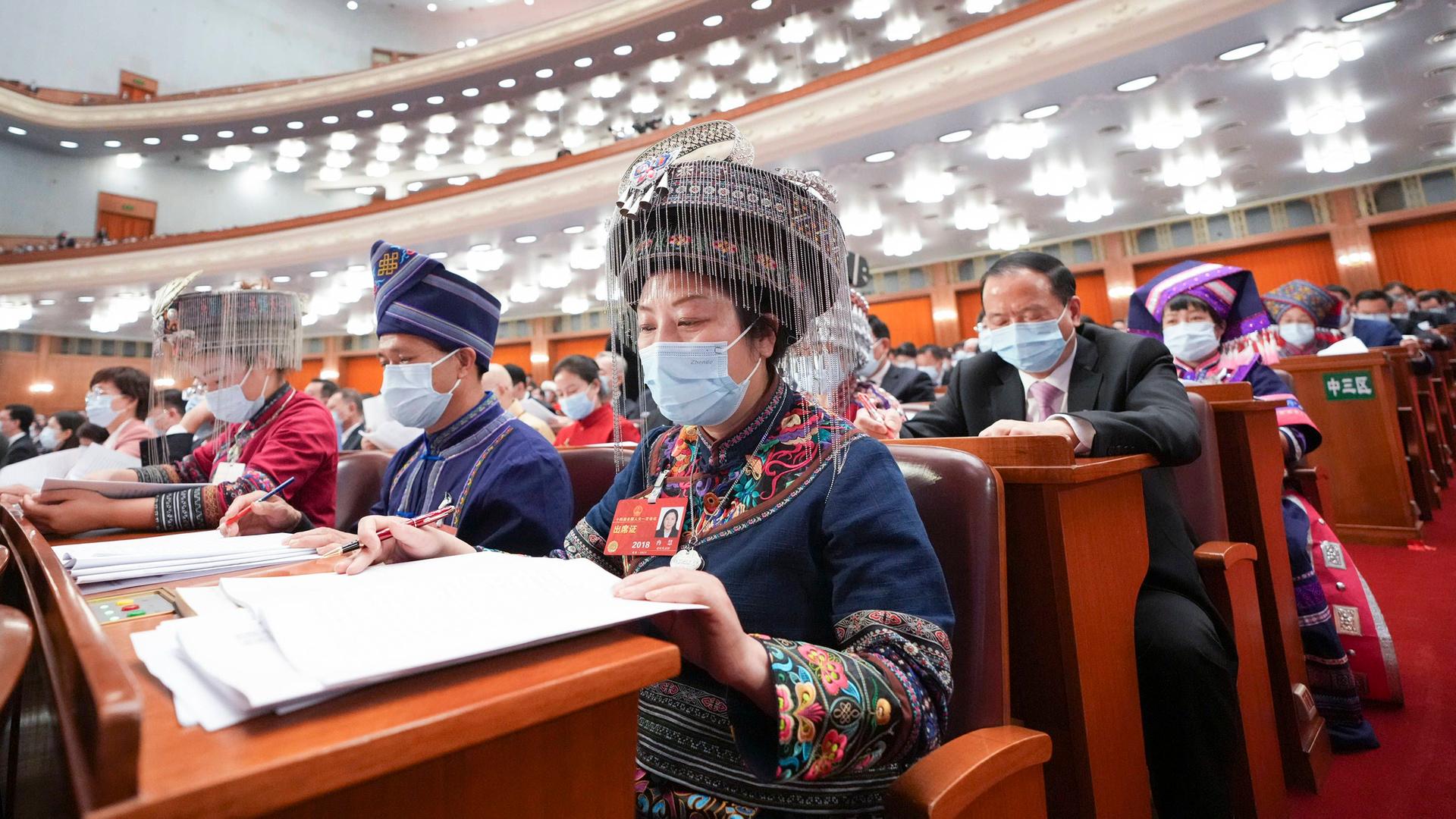 Teilnehmende beim Nationalen Volkskongress in Peking