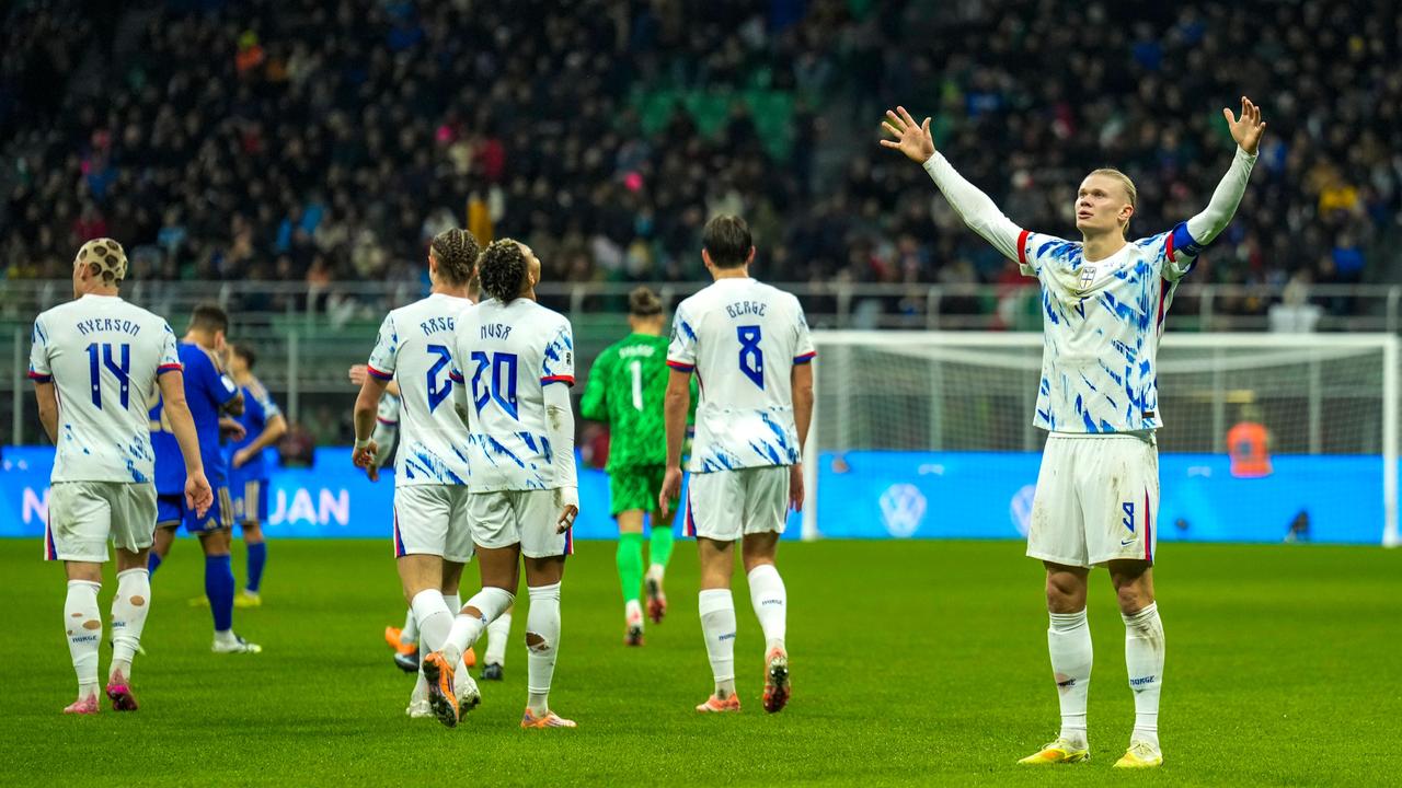 Jubel bei Norwegens Fußball-Nationalmannschaft nach einem Sieg gegen Italien.