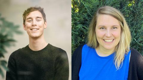 Zwei Portraits nebeneinandergestellt, links ein junger Mann mit dunklem Pullover vor beiger Hauswand, rechts eine junge Frau mit blauem Oberteil, beide blicken lächelnd in die Kamera