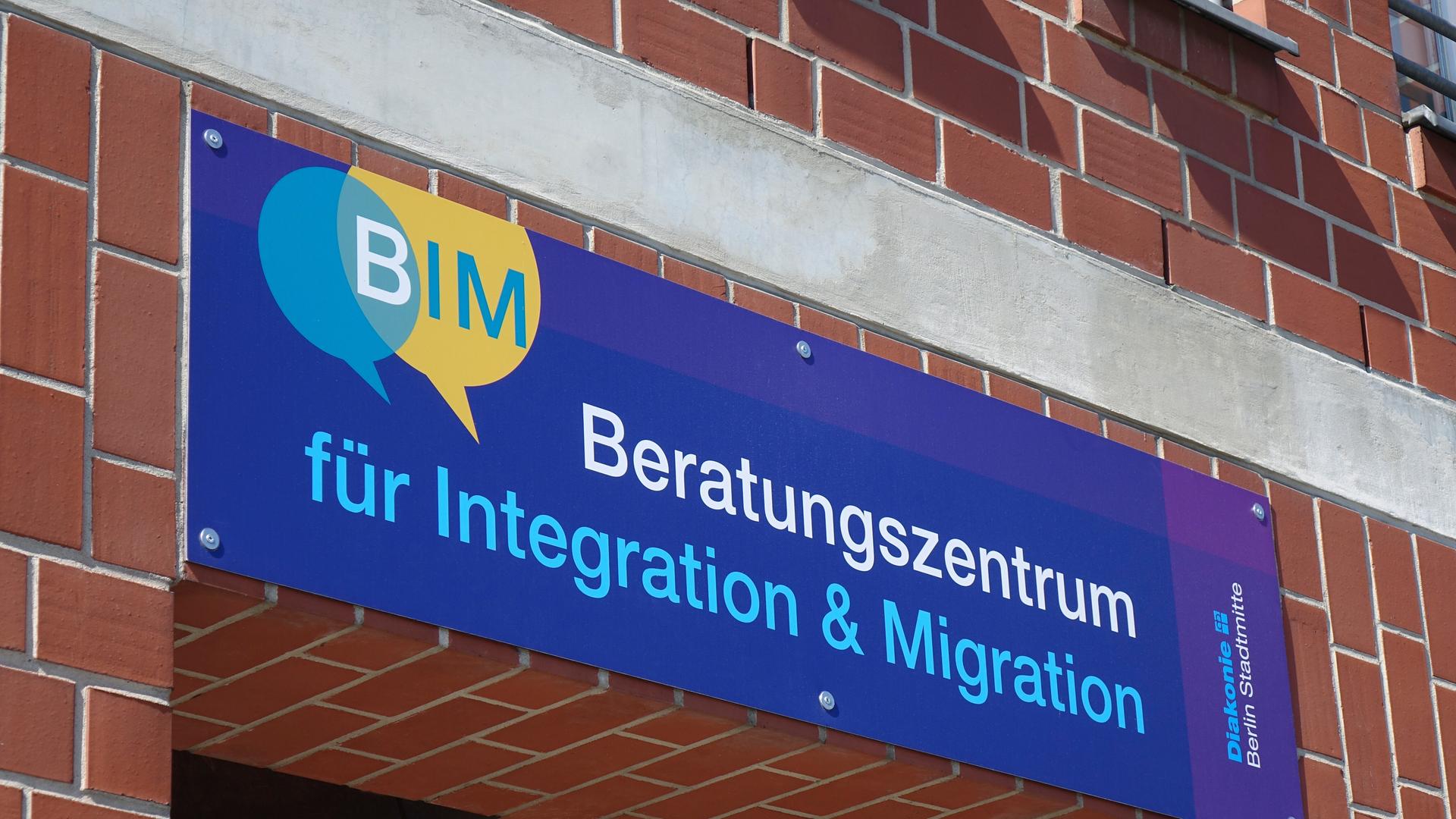 Ein Beratungszentrum für Integration und Migration in der Friedrichstrasse von Berlin. Ein Beratungszentrum für Integration und Migration in der Friedrichstrasse von Berlin.