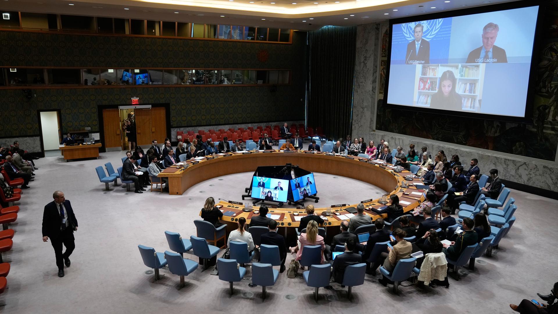 Der Sicherheitsrat tagt im Hauptquartier der Vereinten Nationen. 