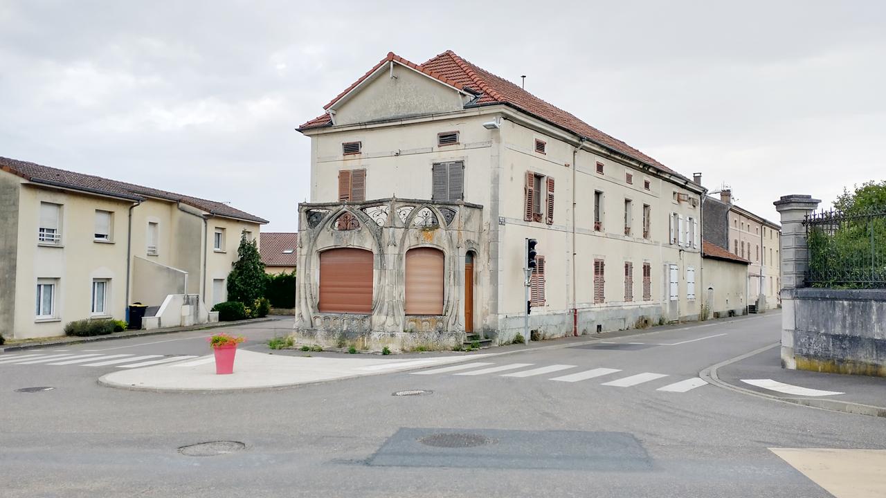 Frankreichs große Leere Unterwegs auf der