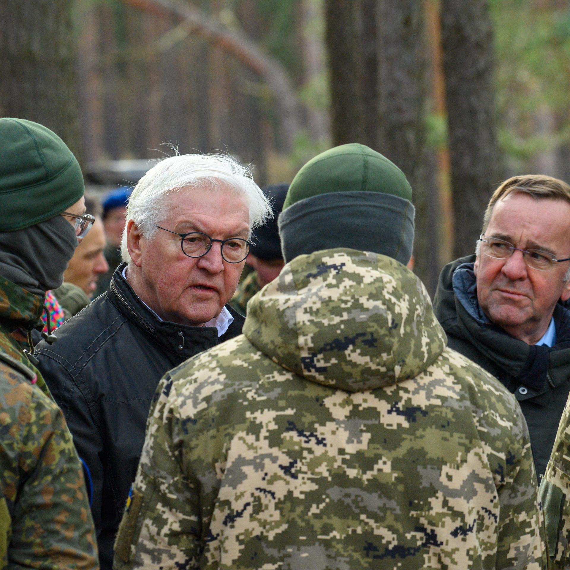 Bundeswehr - Bundespräsident Steinmeier äußert Zweifel, ob freiwilliger Wehrdienst ausreicht