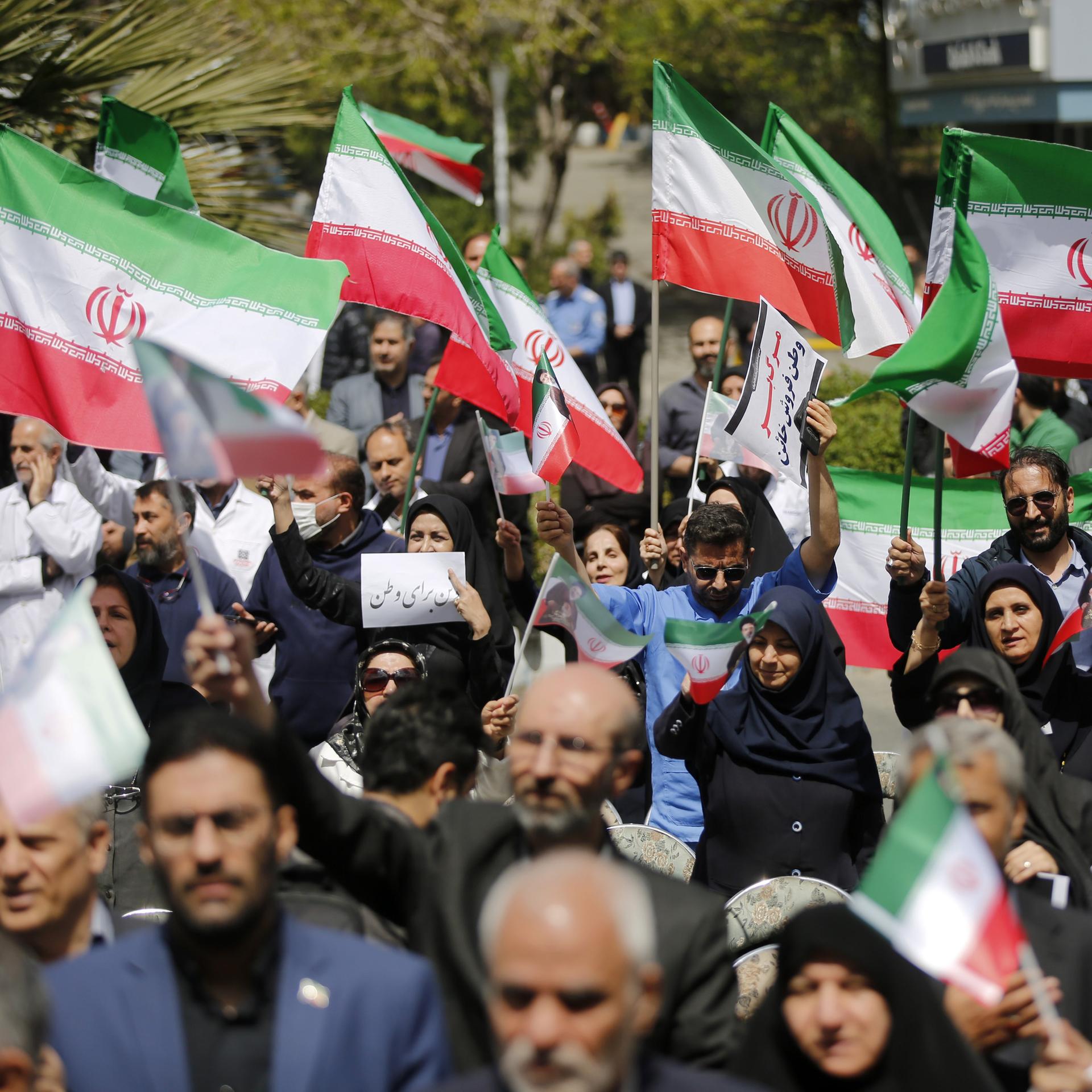 Wie weiter im Iran-Krieg? - Interview mit Diba Mierzaei, Giga-Institut