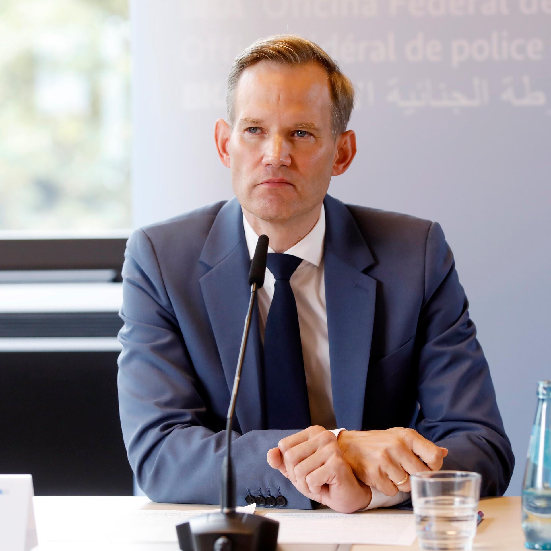 Drogenbeauftragter - Hendrik Streeck warnt vor synthetischen Opioiden Drogenbeauftragter - Hendrik Streeck warnt vor synthetischen Opioiden