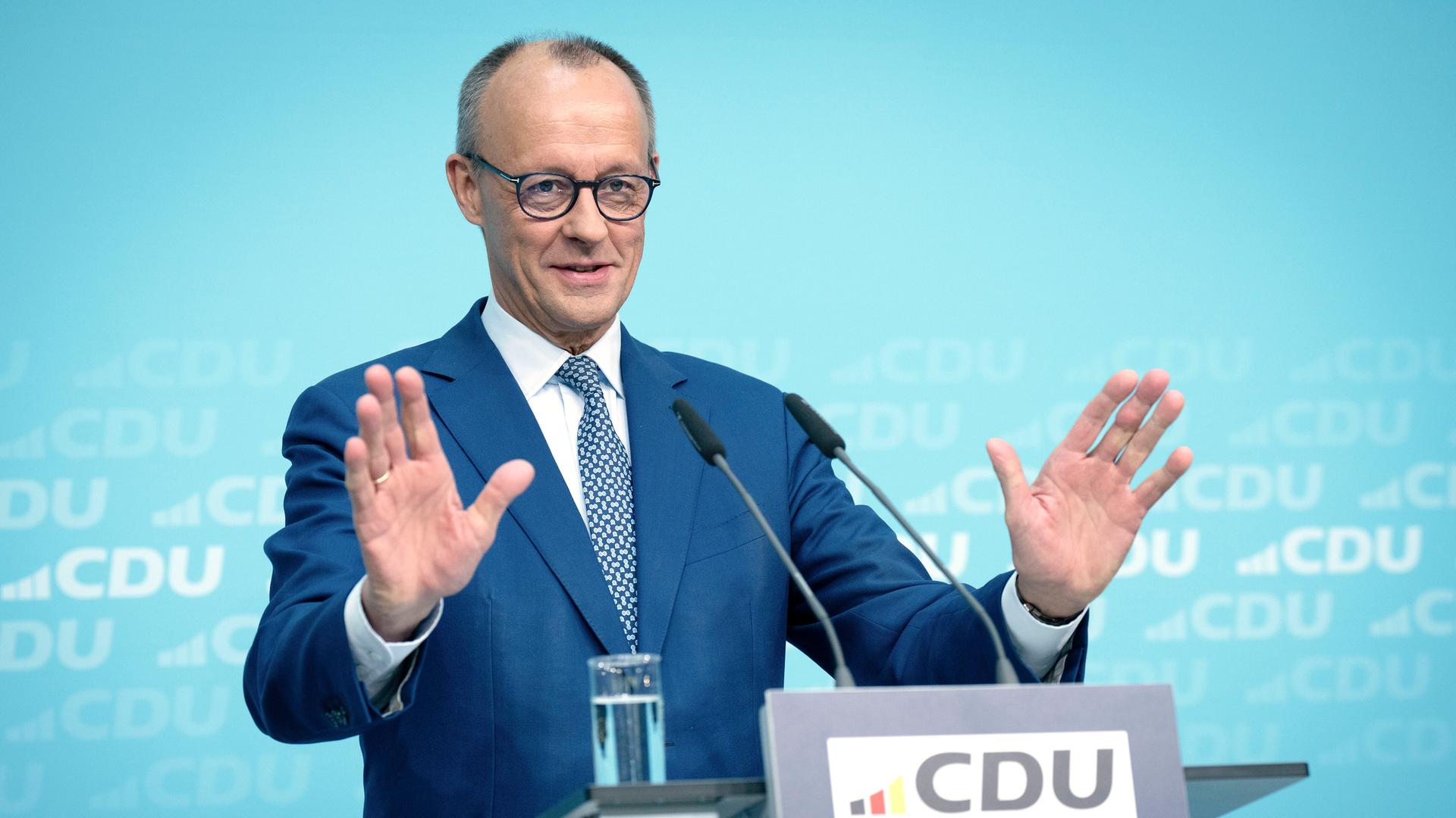 Friedrich Merz bei der Pressekonferenz zu den Ergebnissen der Präsidiumsklausur der CDU im Konrad-Adenauer-Haus (Berlin, 20.10.2025) Friedrich Merz bei der Pressekonferenz zu den Ergebnissen der Präsidiumsklausur der CDU im Konrad-Adenauer-Haus (Berlin, 20.10.2025)