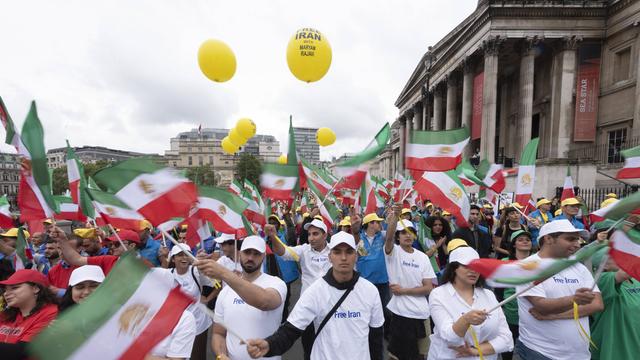 Demonstration von Exiliranern und Unterstützern der Volksmudschahedin im Juli 2019 in London.