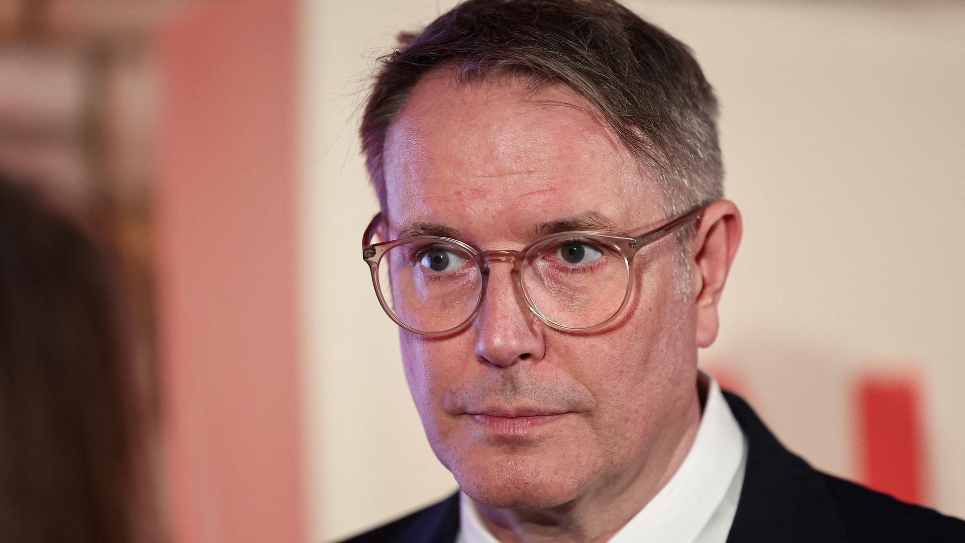 Der SPD-Politiker Alexander Schweitzer im März 2026