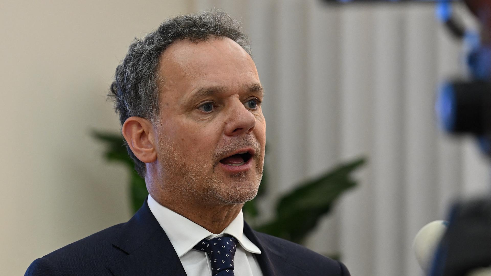 Der niederländische Außenminister Caspar Veldkamp im Portrait. Der niederländische Außenminister Caspar Veldkamp im Portrait.