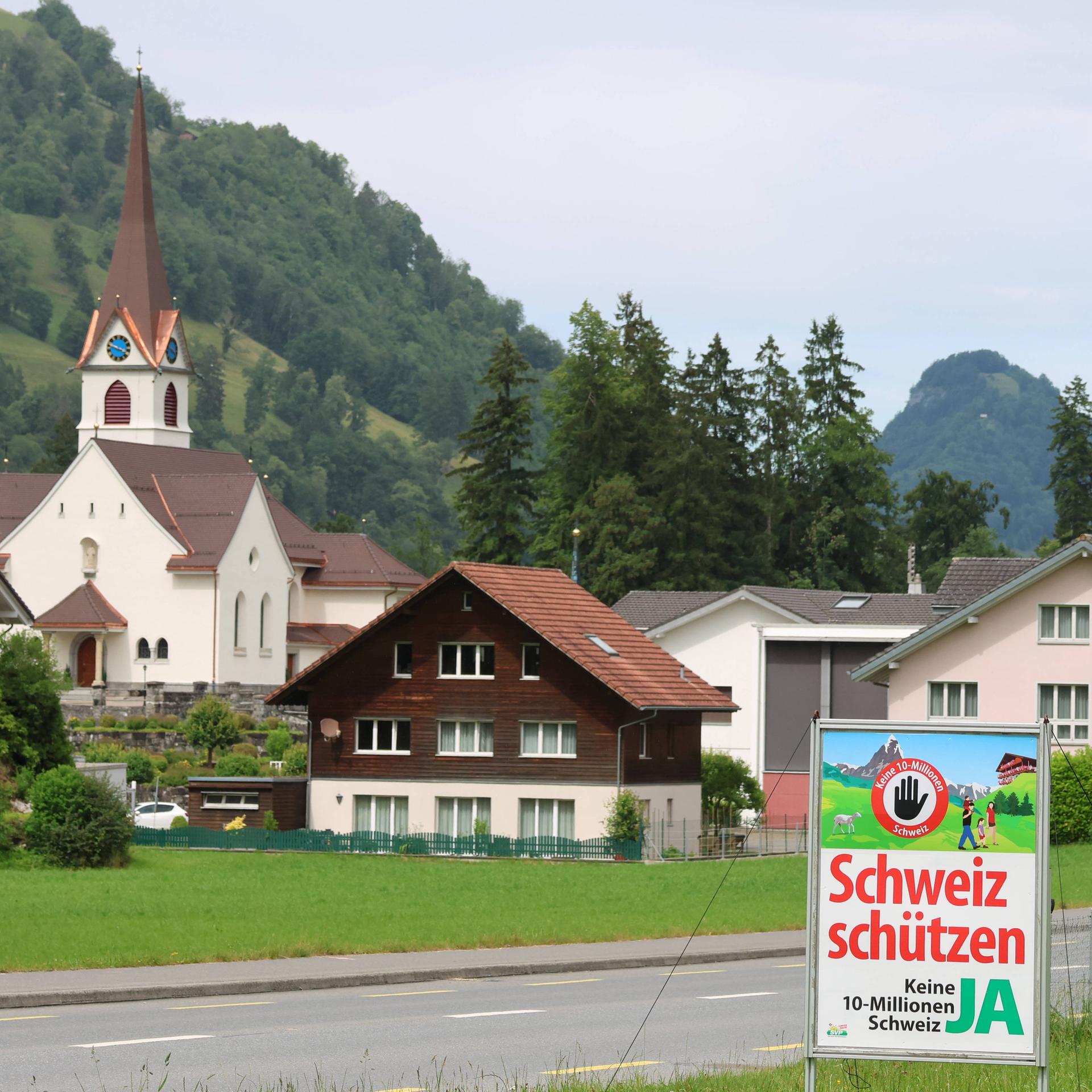 Volksinitiative zur "10-Millionen-Schweiz" - Int. Fabio Wasserfallen, Uni Bern