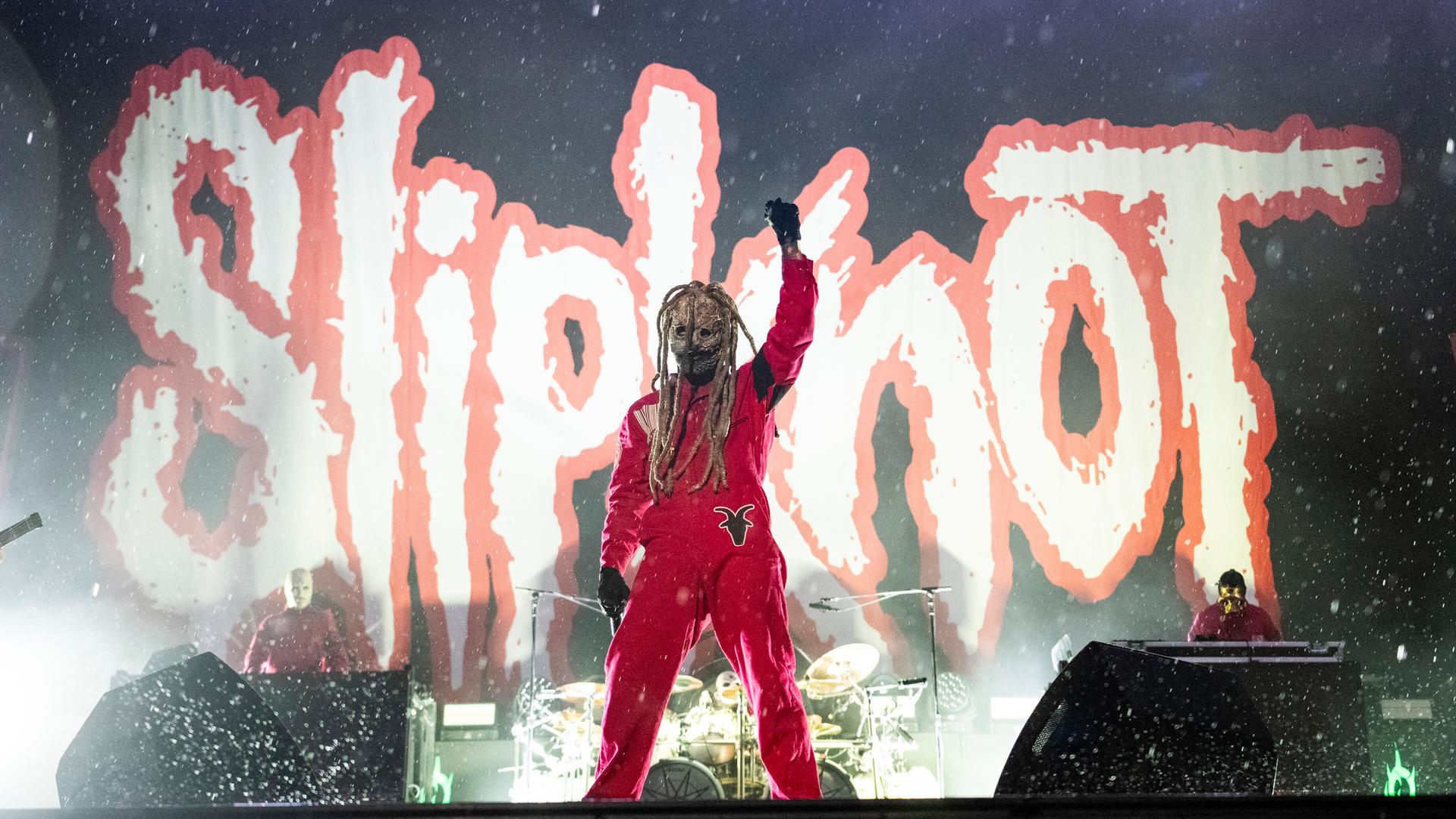 Sänger Corey Taylor der US-Metal-Band Slipknot tritt während des Louder Than Life Musikfestivals in den USA auf.